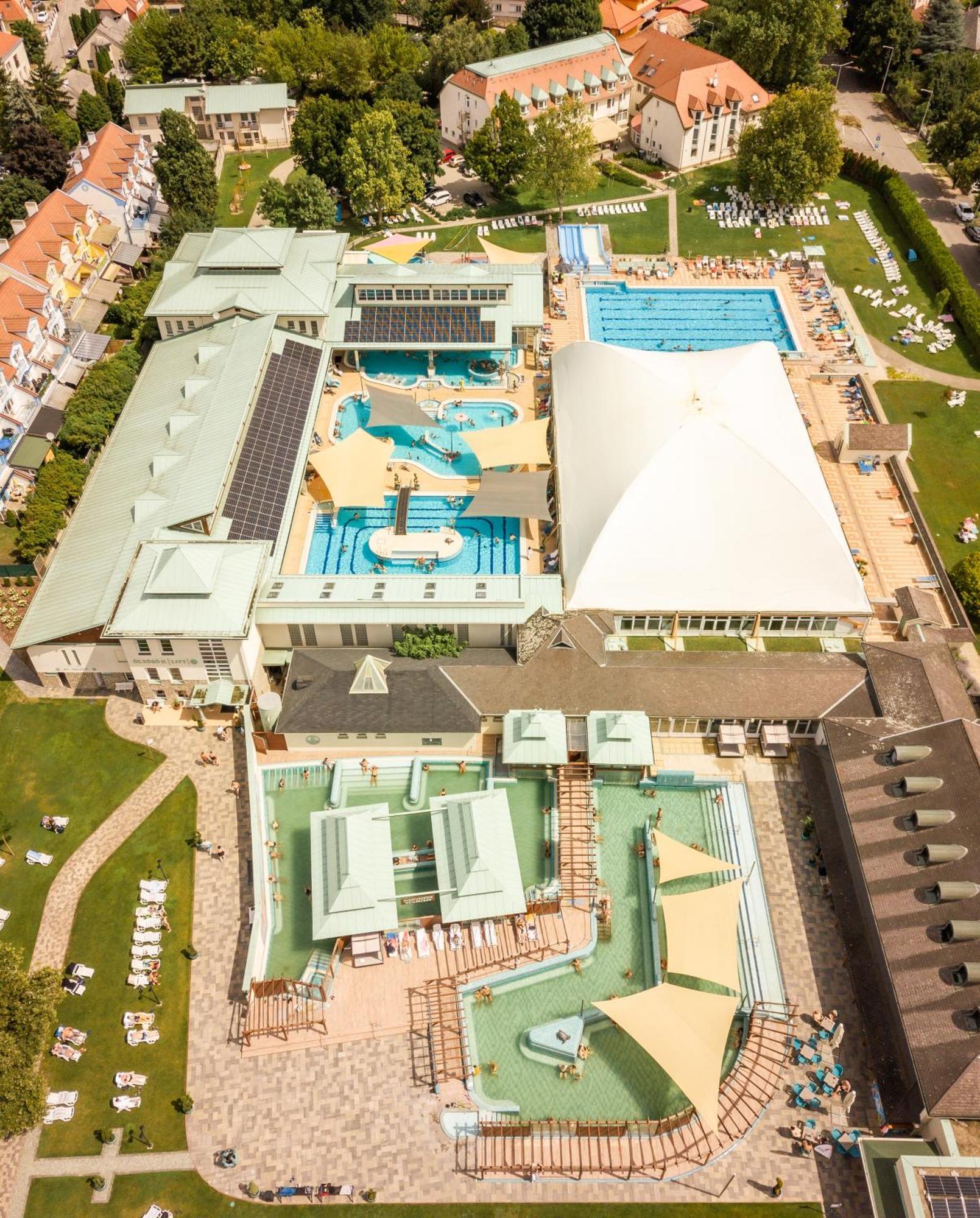 Aqua Hotel Termal Mosonmagyaróvár Exterior foto