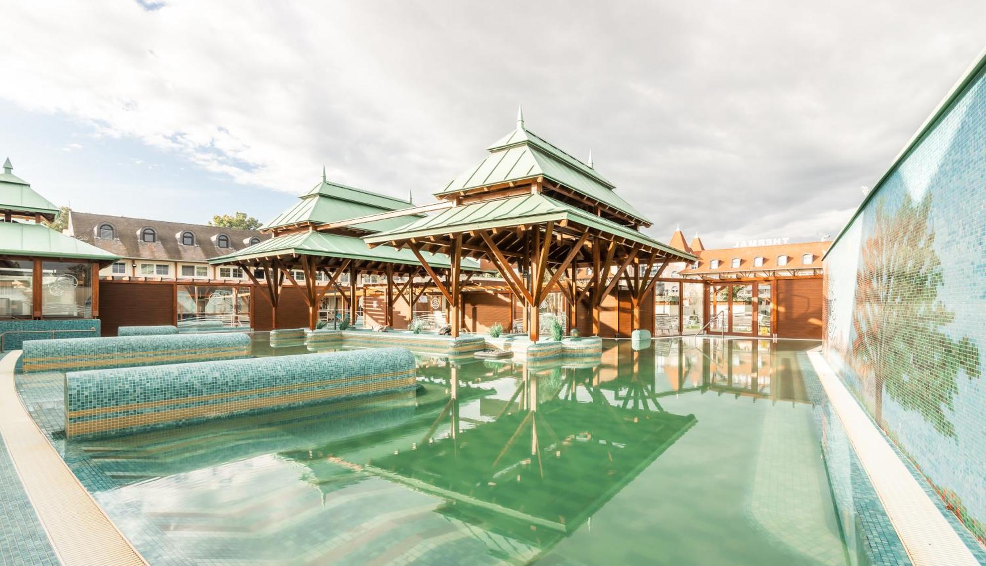 Aqua Hotel Termal Mosonmagyaróvár Exterior foto