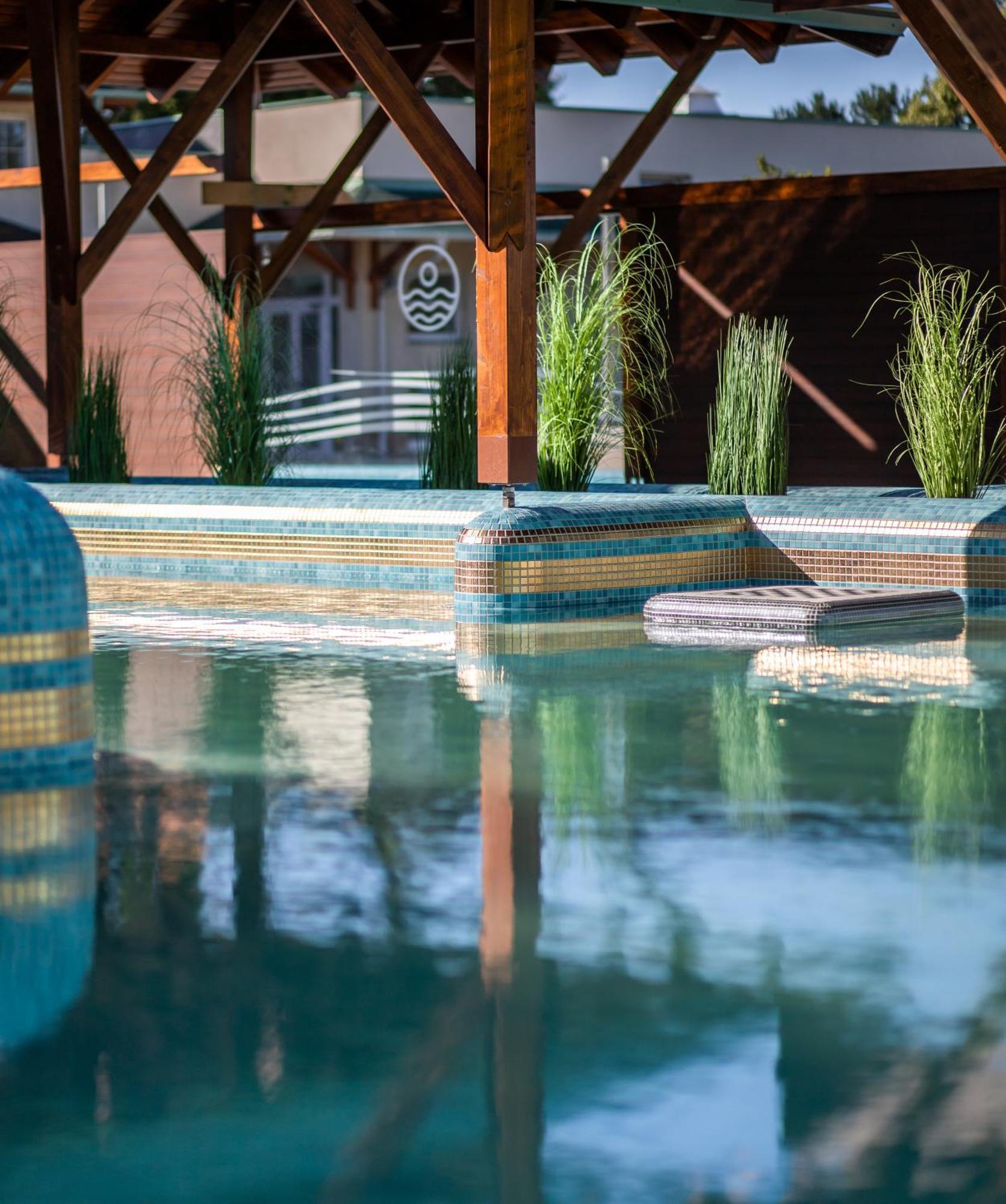 Aqua Hotel Termal Mosonmagyaróvár Exterior foto